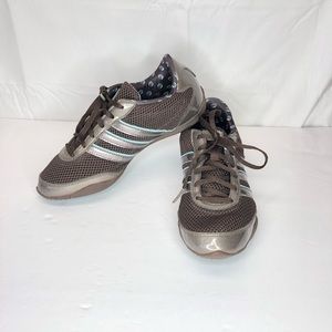 Adidas Women’s Size 8 running shoes